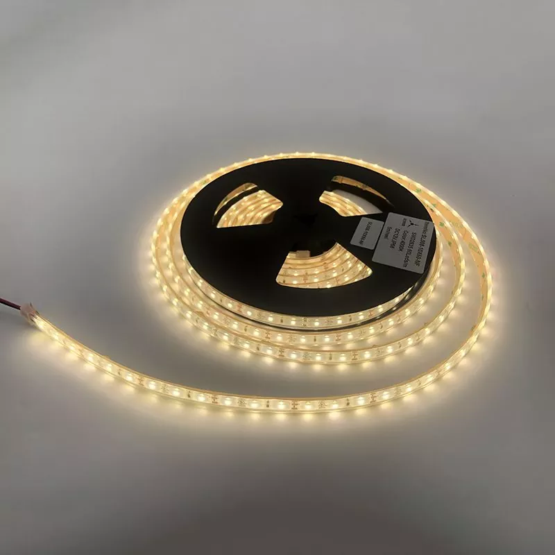 Lampă cu benzi flexibile LED pentru rulotă