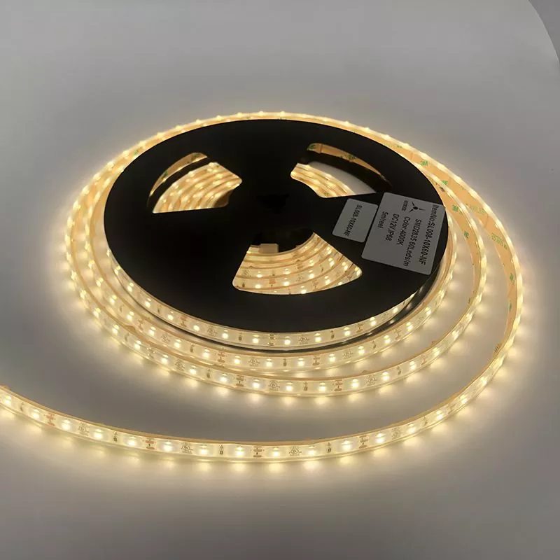 Bandă luminoasă cu LED-uri pentru autoturisme